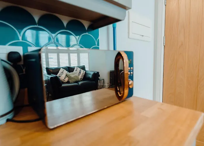 Luxury Studio Above The Stunning Tenby Harbour